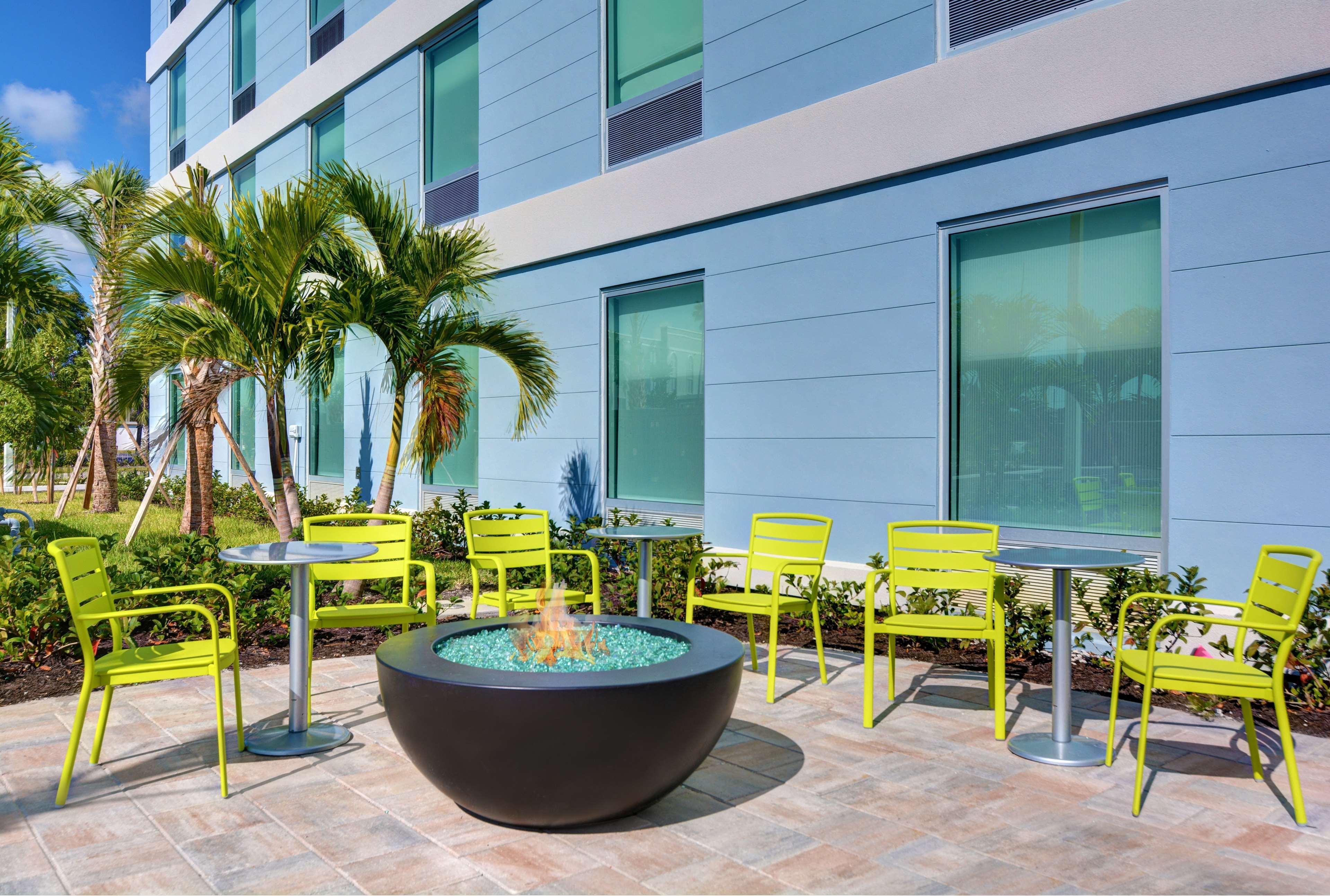 Home2 Suites By Hilton Fort Myers Colonial Blvd Exteriér fotografie