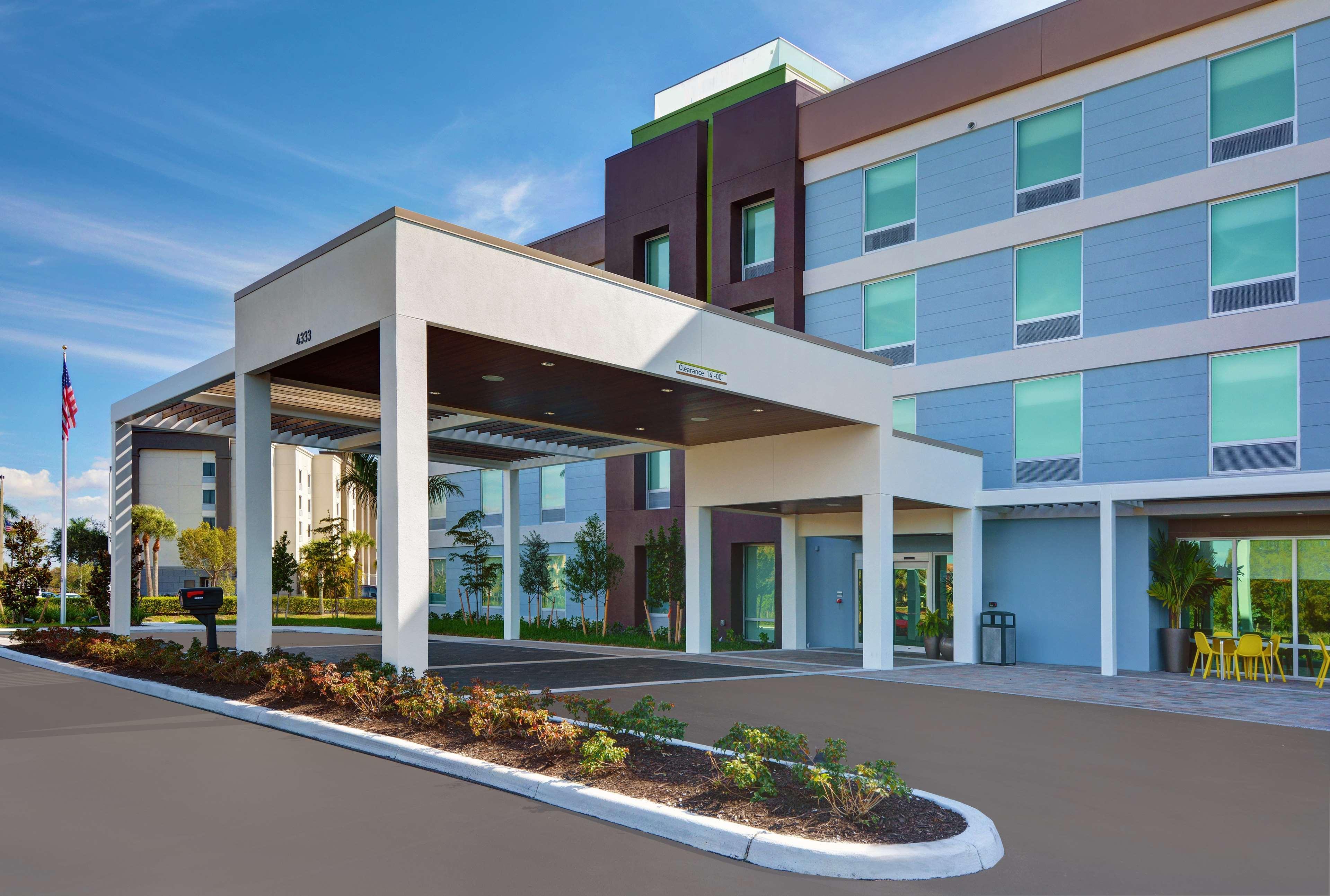Home2 Suites By Hilton Fort Myers Colonial Blvd Exteriér fotografie